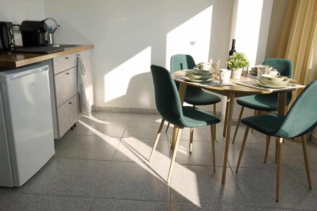 Ryamen - B Apartment Porto Bagian luar foto